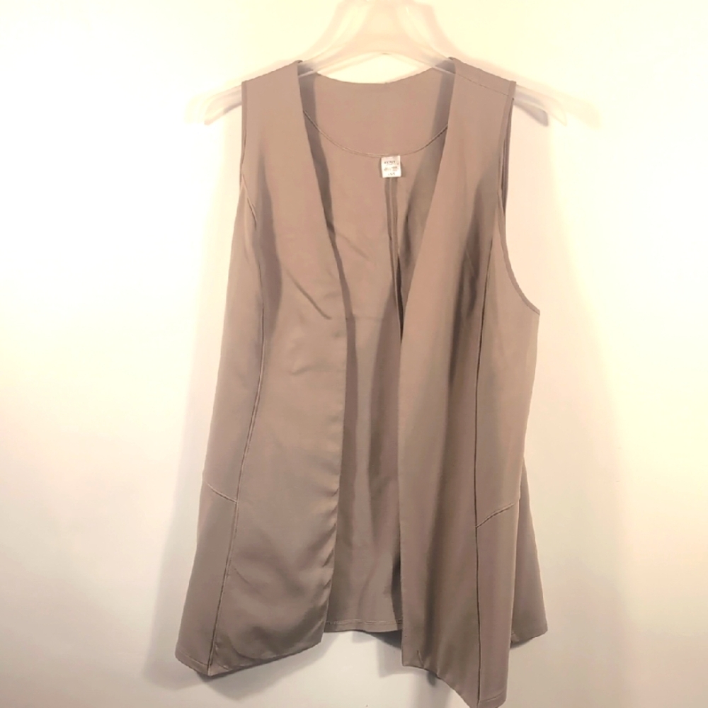 Jockey Sleeveless Beige Top